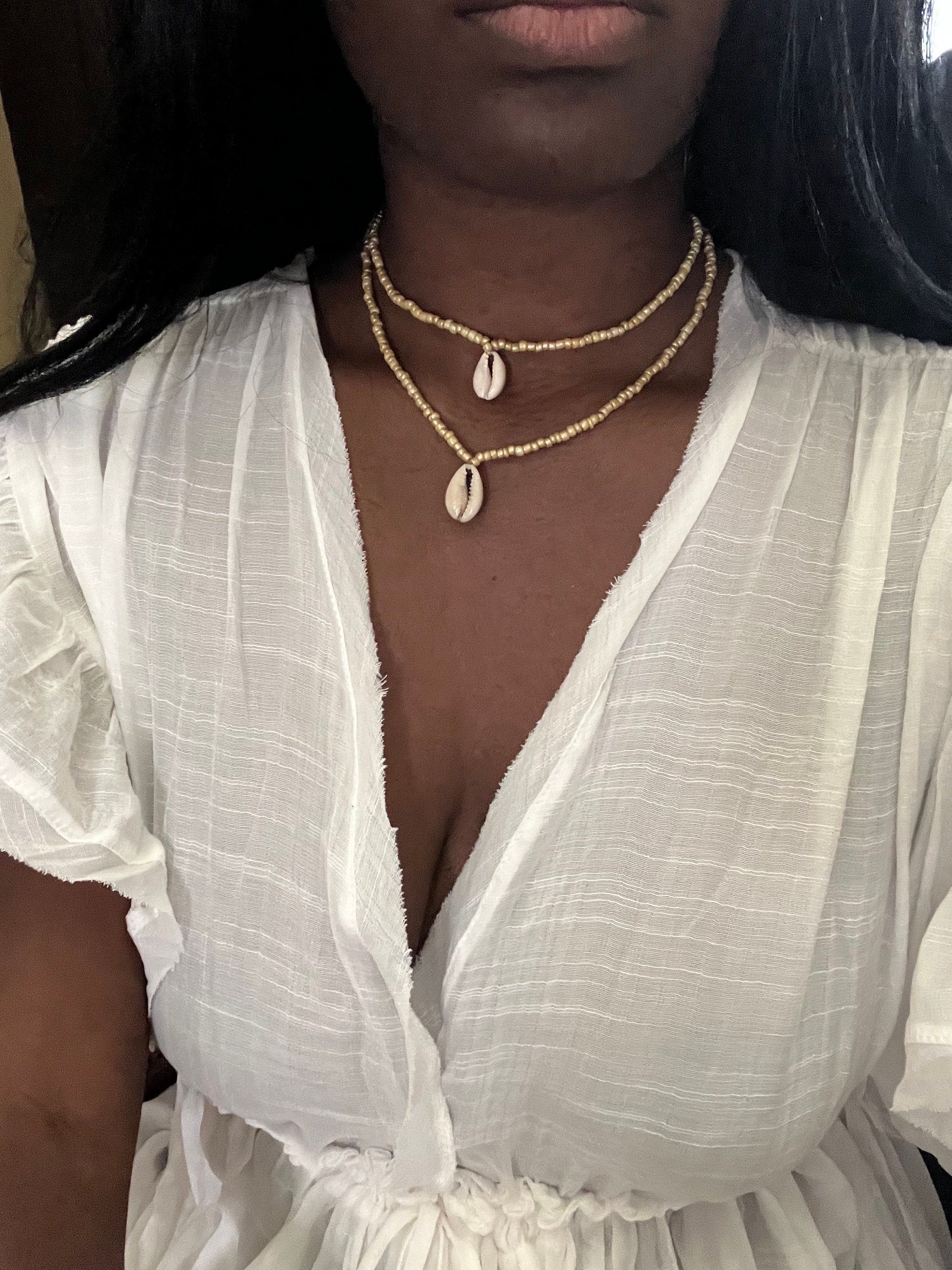 Cowrie Shell Set (Tan)